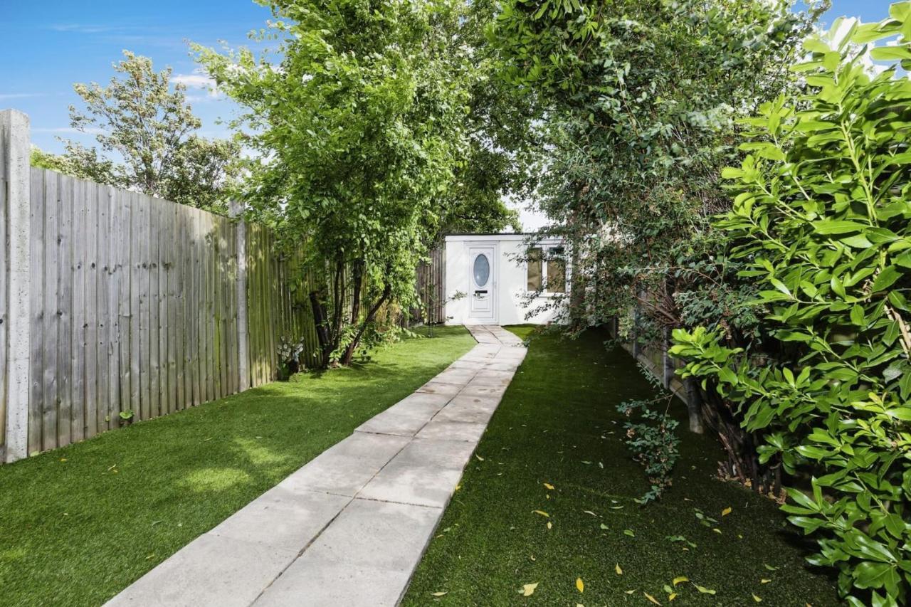 Your Chic 3Br Home Comfort And Style In Londres Extérieur photo